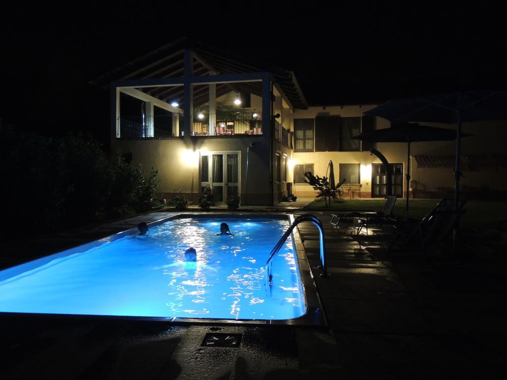 Cantarana Cascina Caldera旅馆 外观 照片