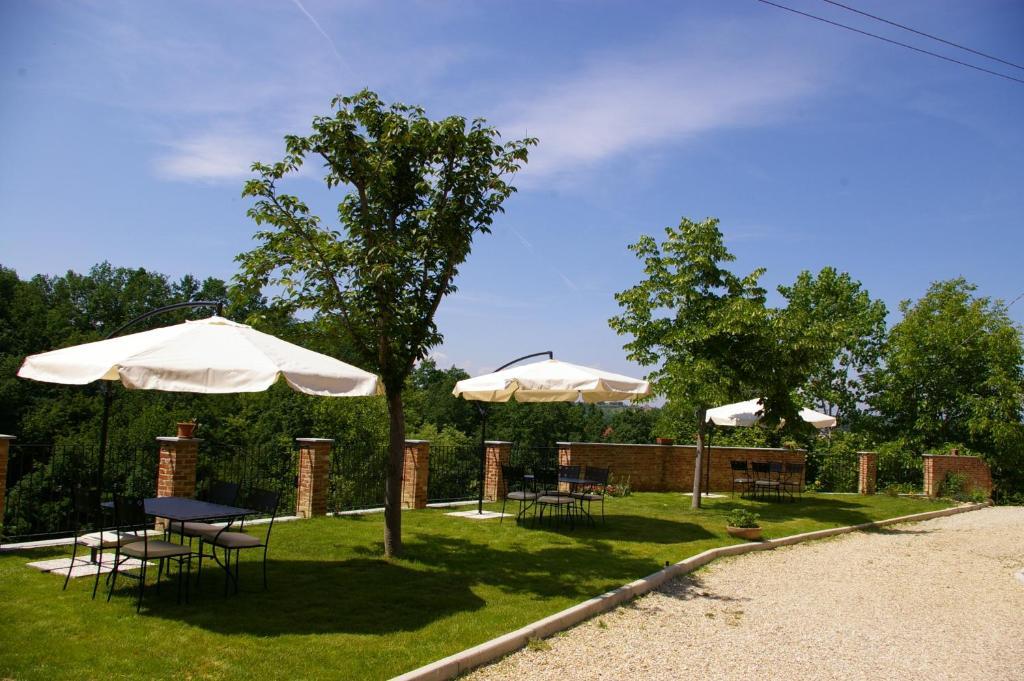 Cantarana Cascina Caldera旅馆 外观 照片
