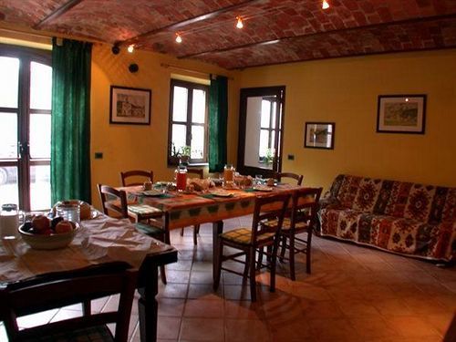 Cantarana Cascina Caldera旅馆 外观 照片
