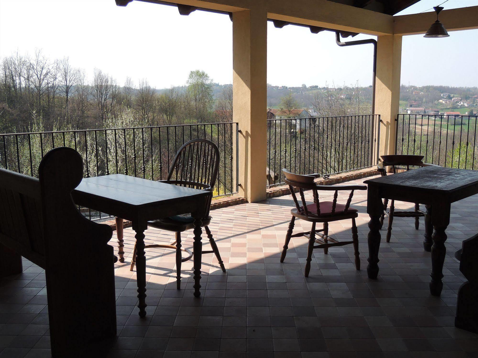 Cantarana Cascina Caldera旅馆 外观 照片
